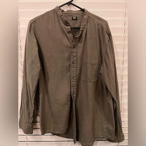 Uniqlo grandad collar casual shirt in olive. Like new medium